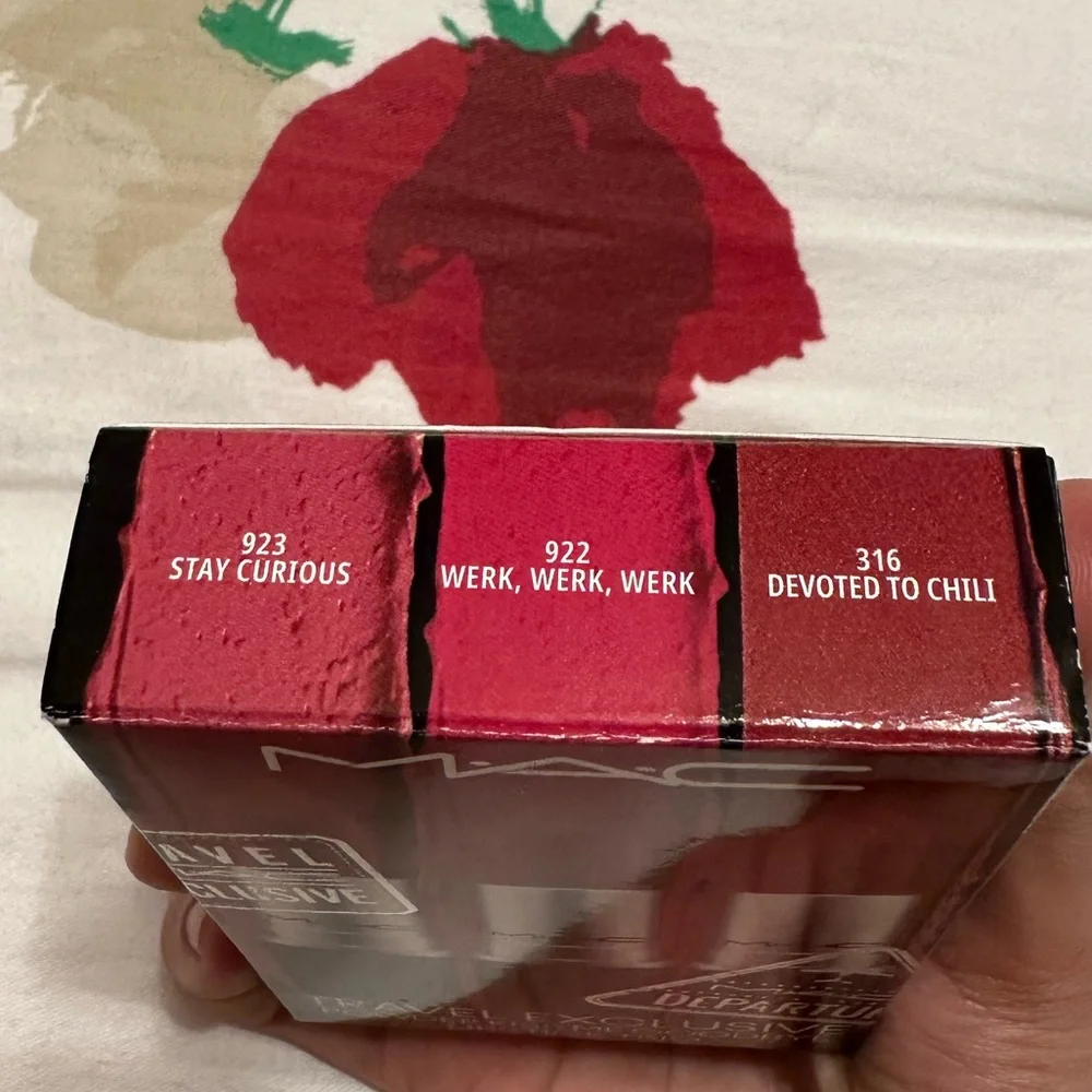 MAC brand new Travel exclusive powder kiss me, goodbye lipstick trio